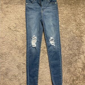 Levi's Skinny Medium Blue Distressed Jeans